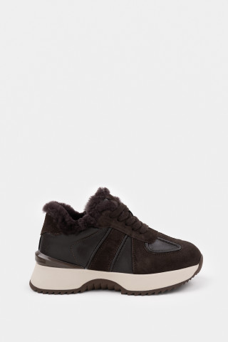 Кроссовки из натуральной замши