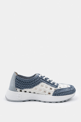 Кроссовки из текстиля