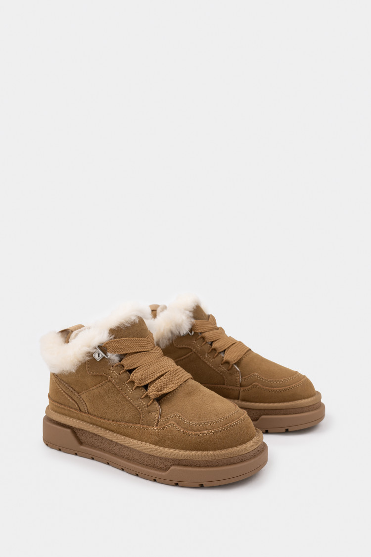 Кеды из натуральной замши