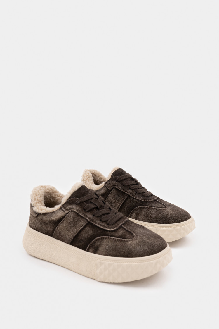 Кеды из натуральной замши