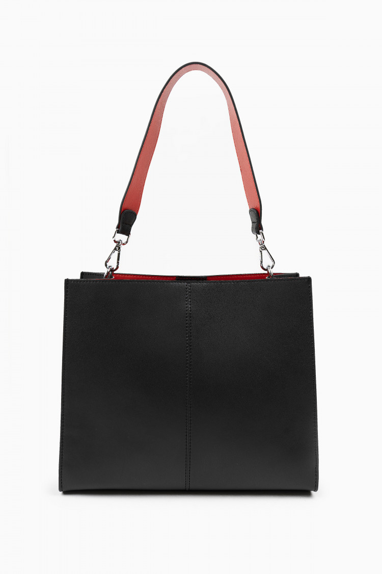 Тоут черный