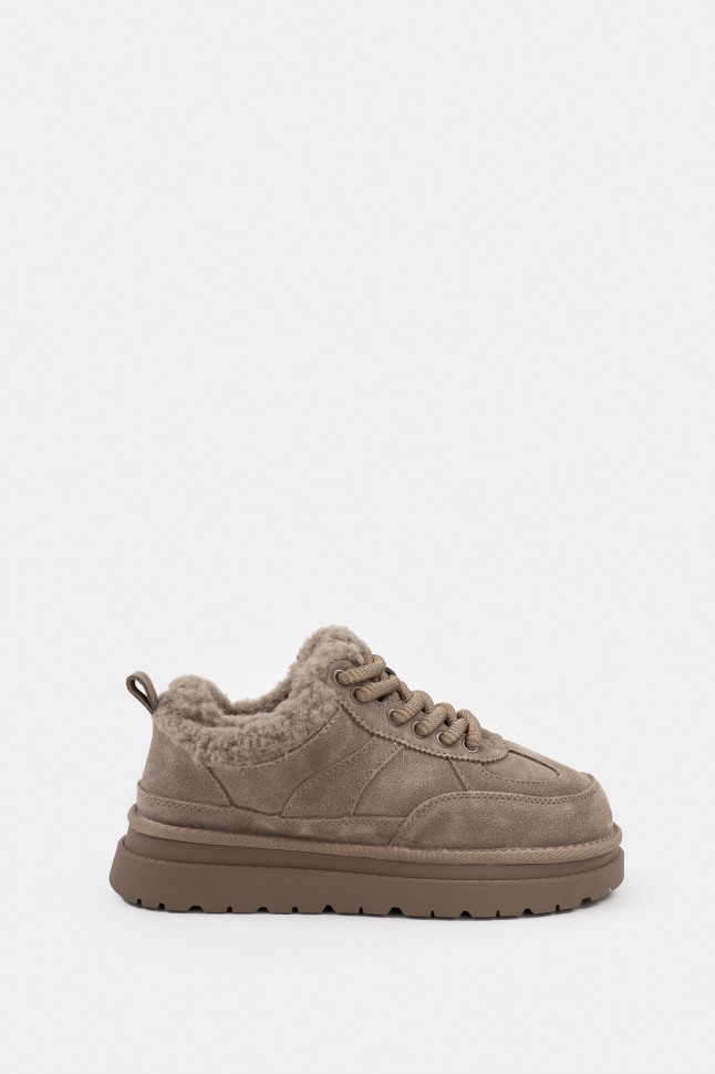 Кеды из натуральной замши