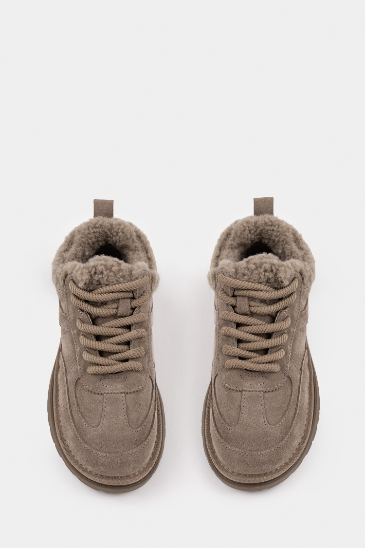 Кеды из натуральной замши