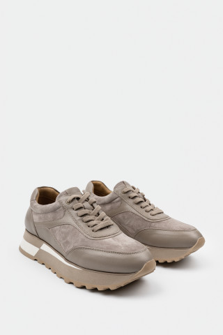 Кроссовки из натуральной замши