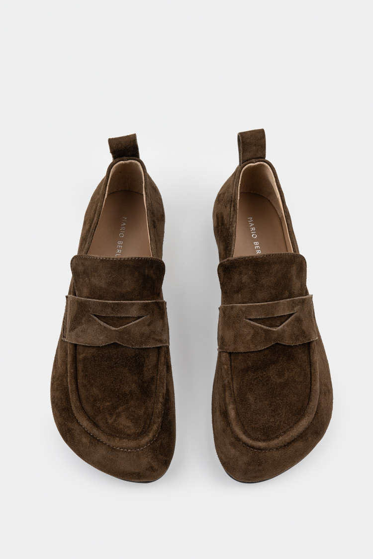 Лоферы из натуральной замши 