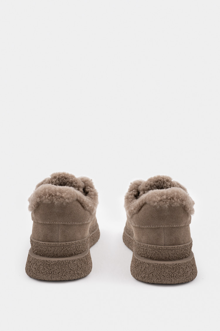 Кеды из натуральной замши