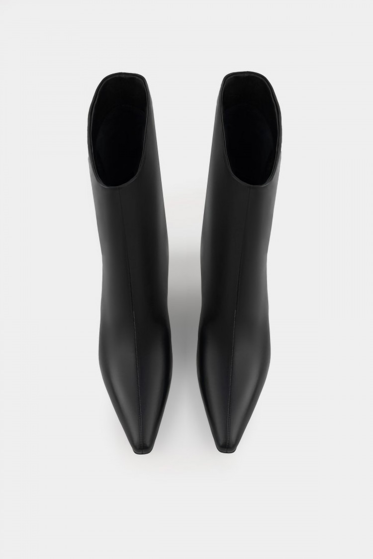 Ботинки из натуральной кожи