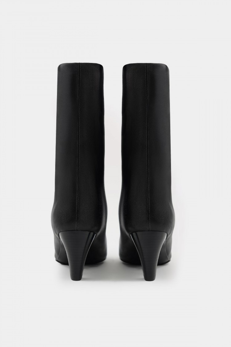 Ботинки из натуральной кожи