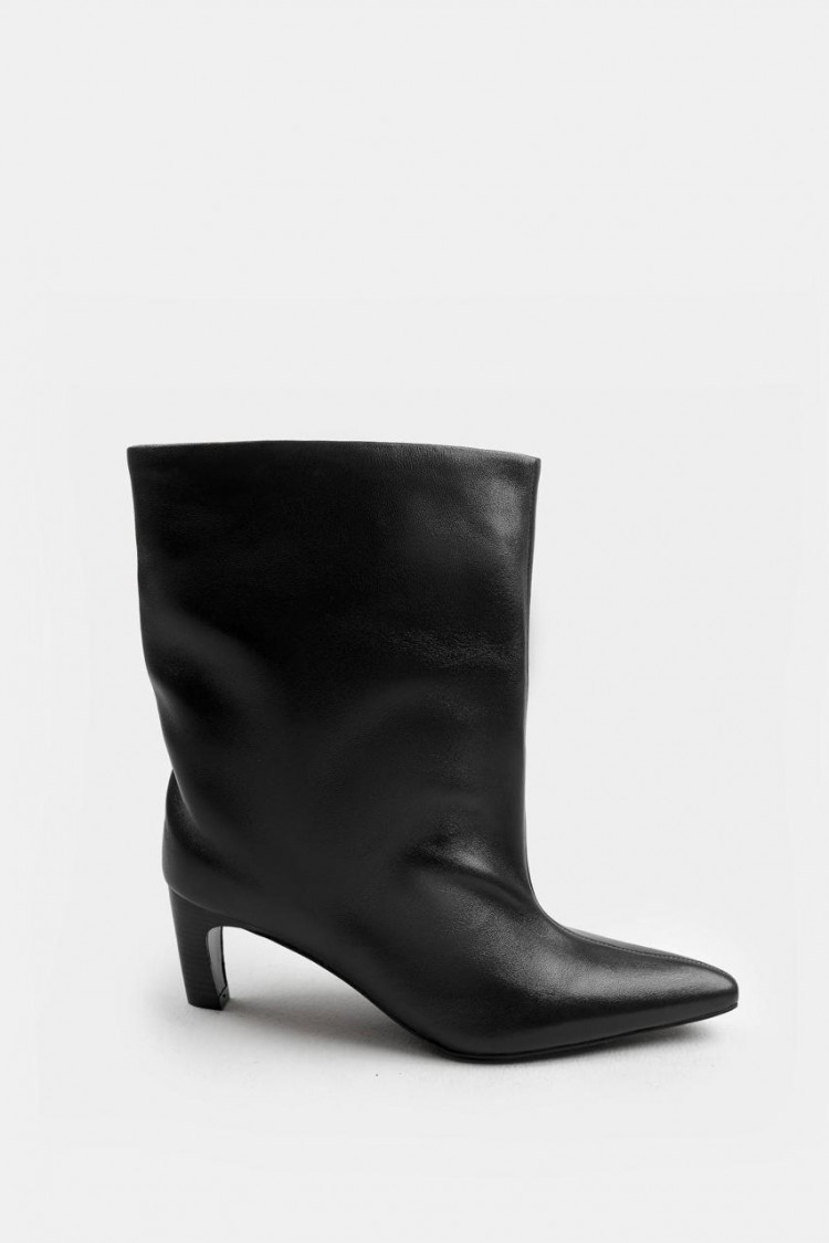 Ботинки из натуральной кожи