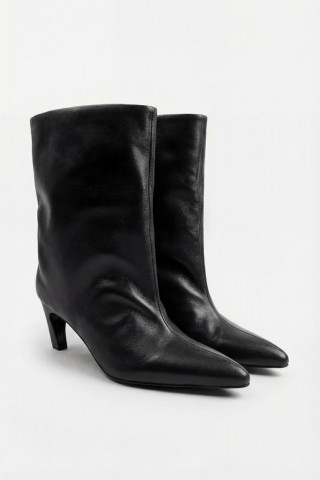 Ботинки из натуральной кожи