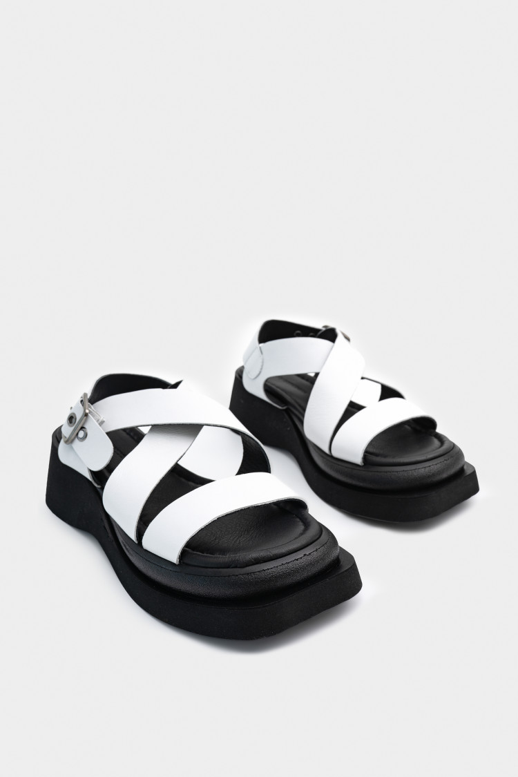 Сандалии из натуральной кожи
