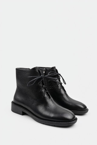 Ботинки из натуральной кожи