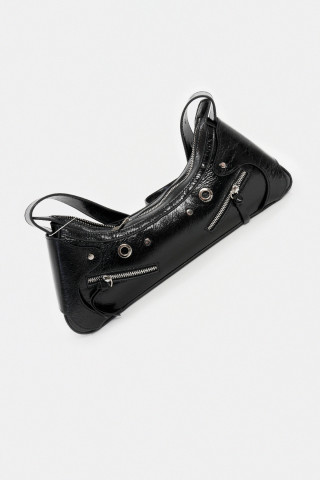 Сумка багет в черном цвете