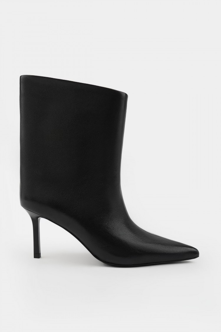 Ботинки из натуральной кожи