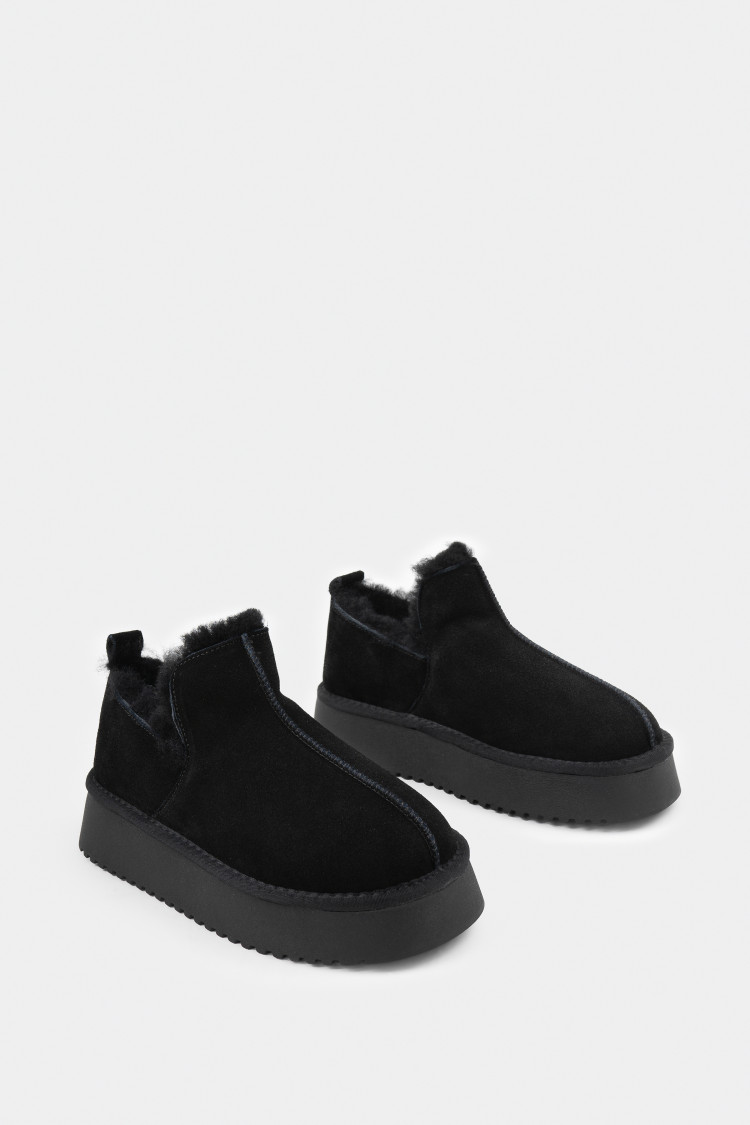 Угги из натуральной замши Угги из натуральной замши