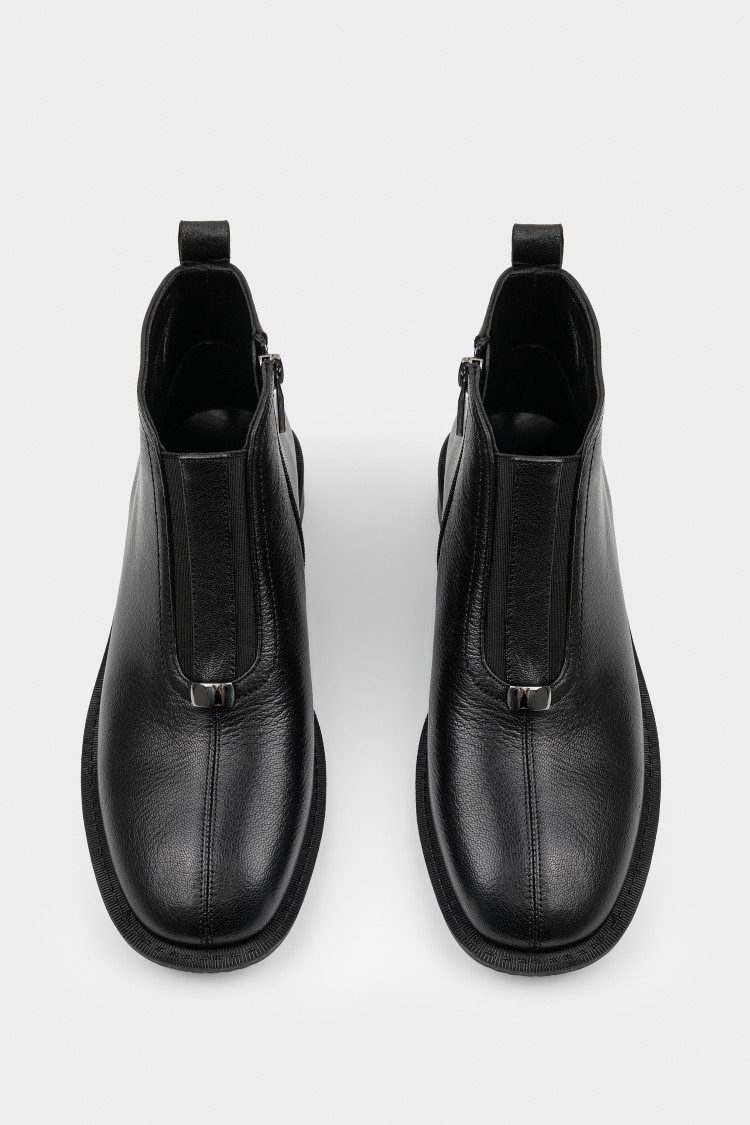 Ботинки из натуральной кожи