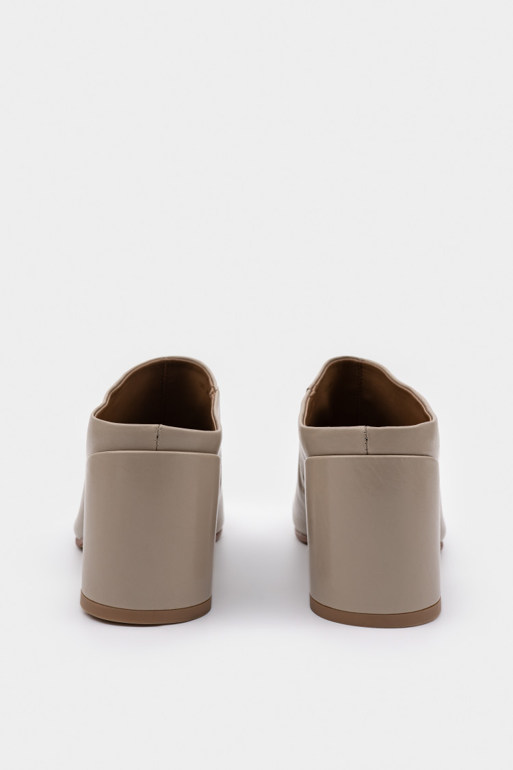 Мюли из натуральной кожи 