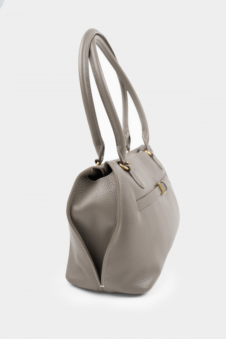 Боулер пепельный