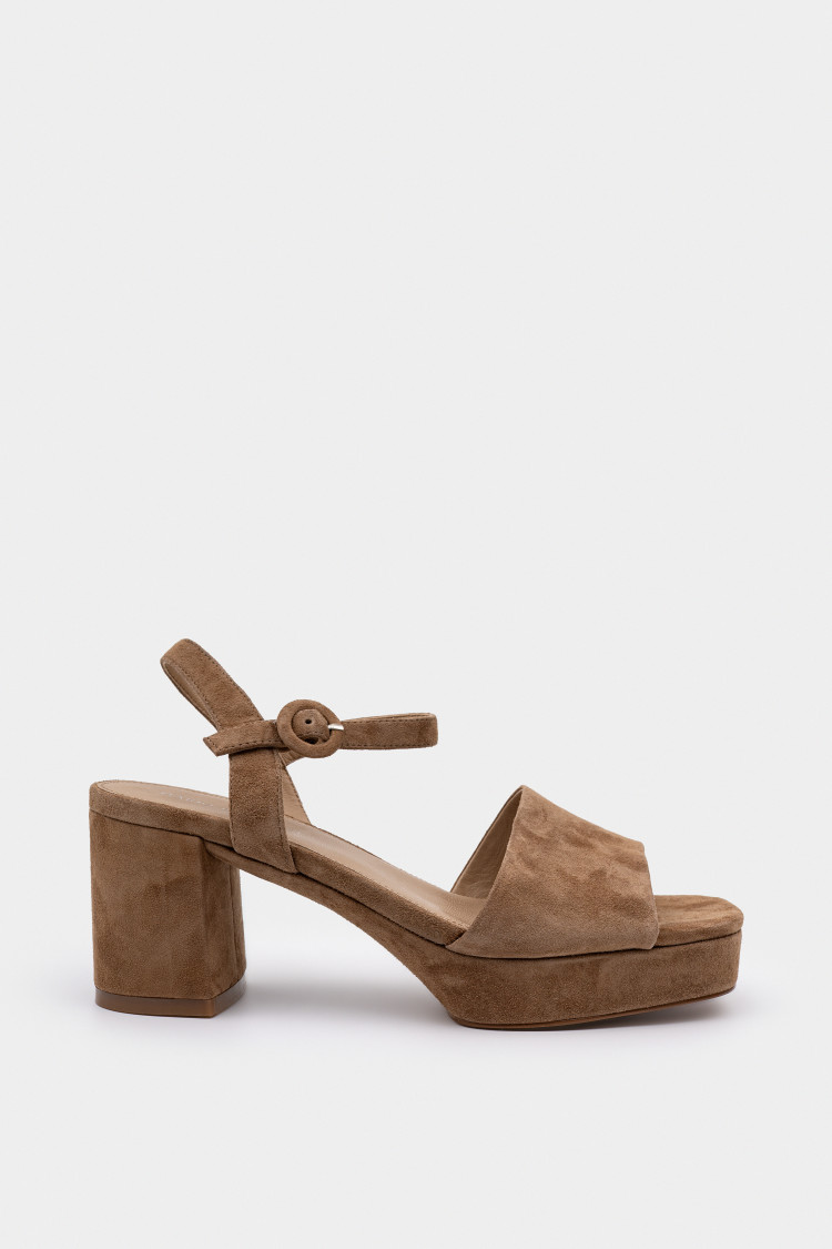 Босоножки из натуральной замши