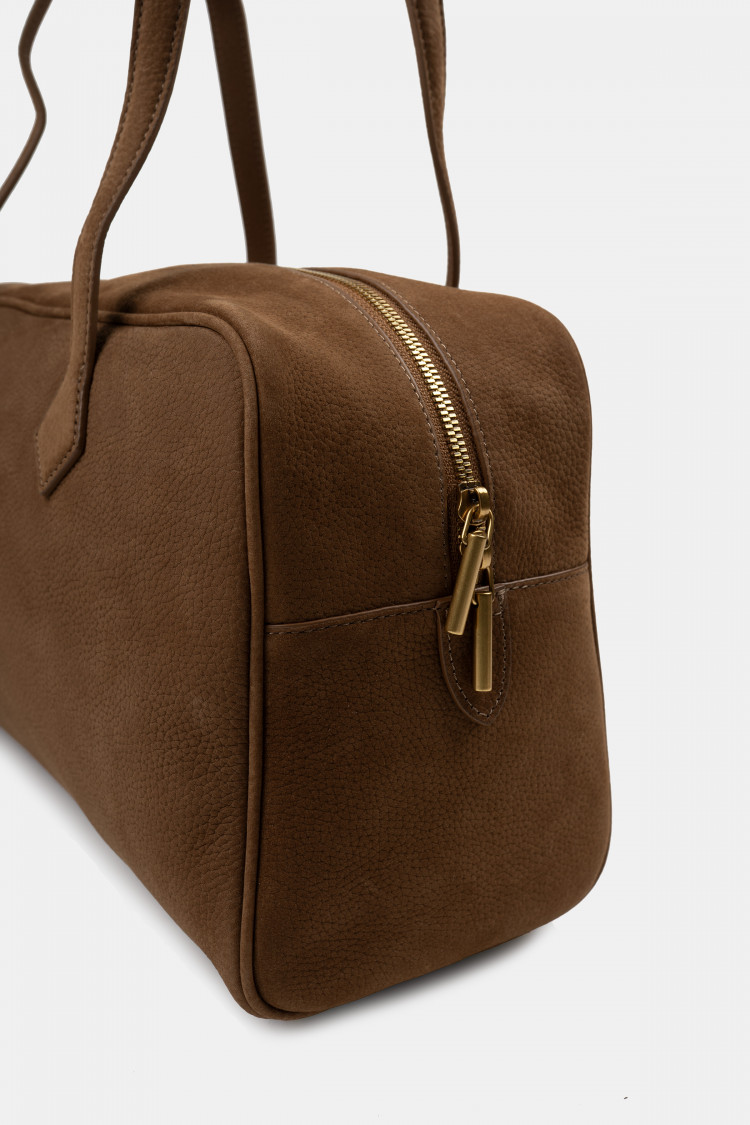 Боулер карамельный