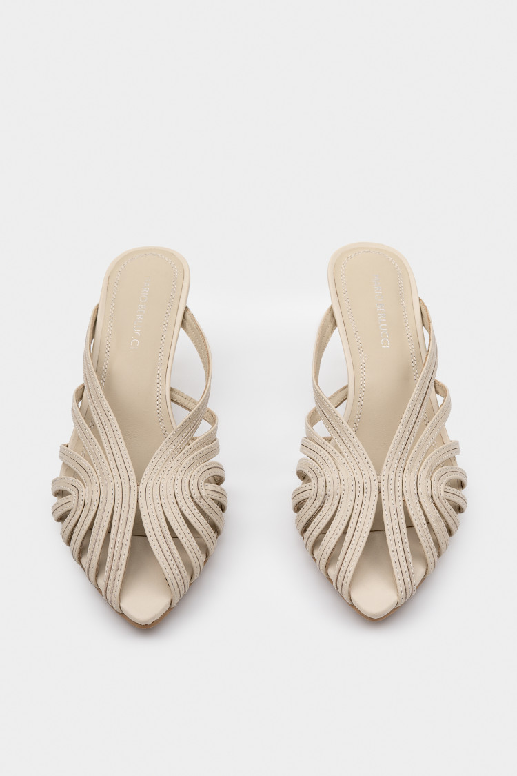 Сабо из натуральной кожи 