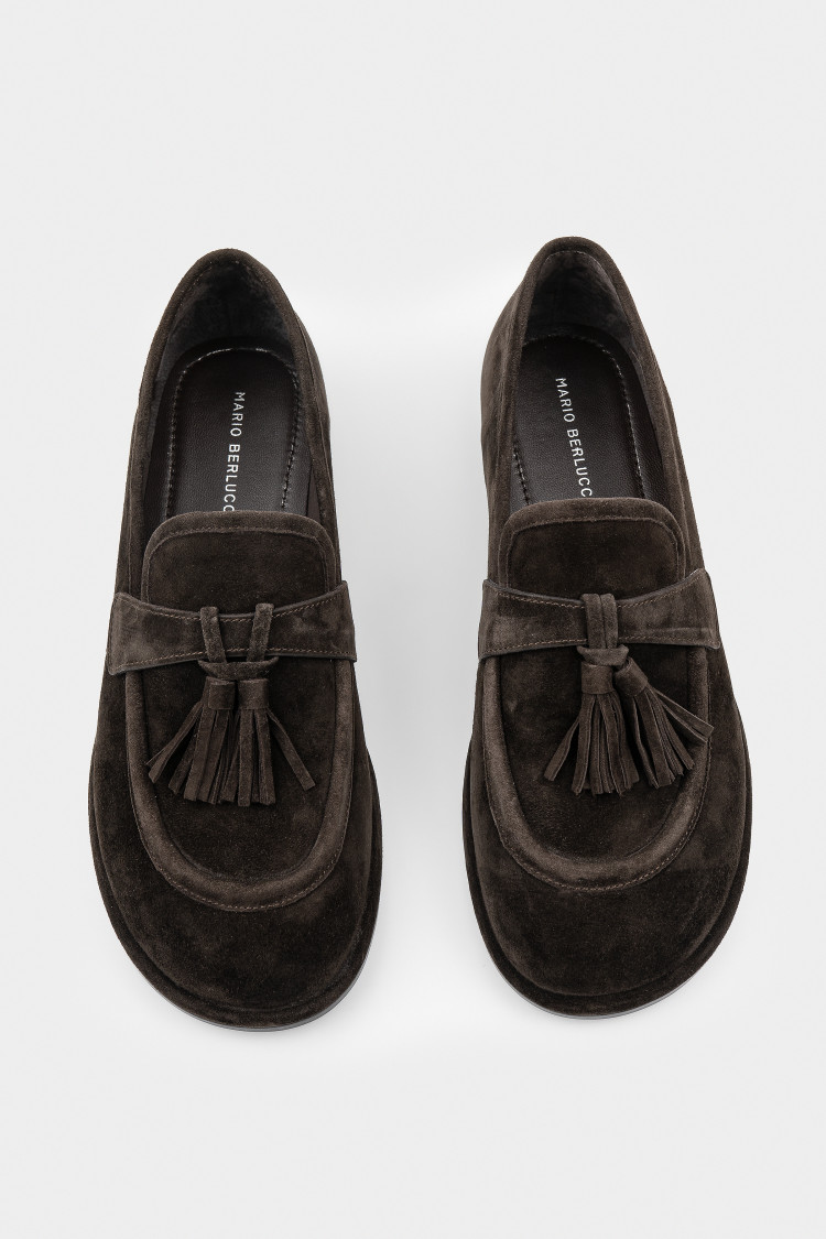 Лоферы из натуральной замши 