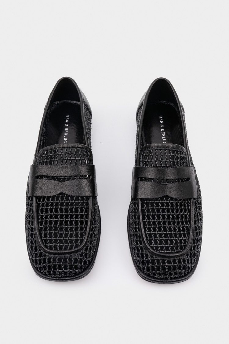 Лоферы из натуральной кожи