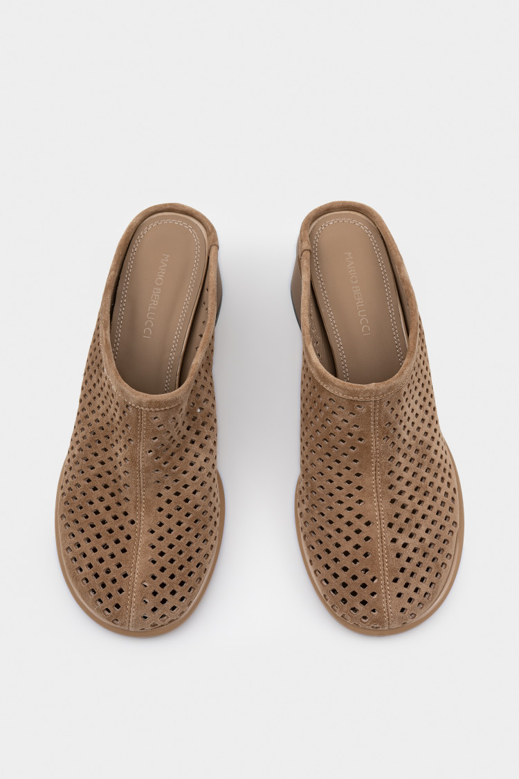 Сабо из натуральной замши