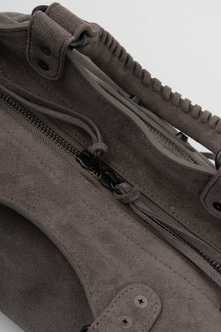 Боулер дымчатый