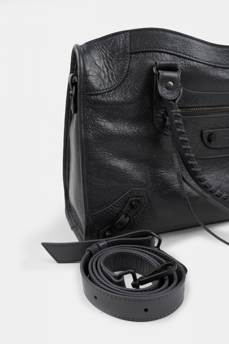 Тоут графит