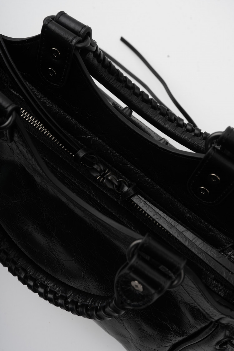 Боулер черный жемчуг