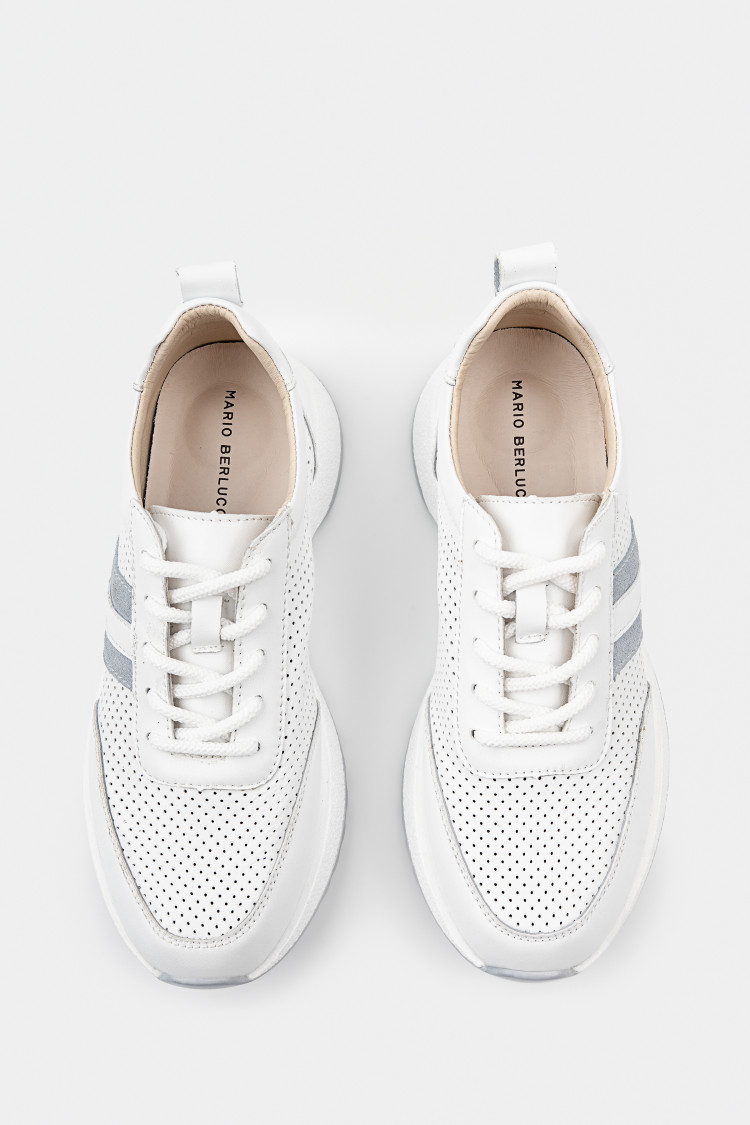 Кроссовки из натуральной кожи 