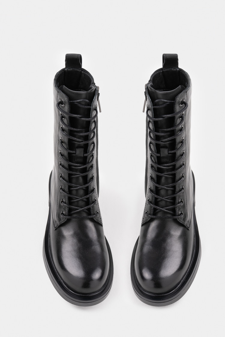 Ботинки из натуральной кожи