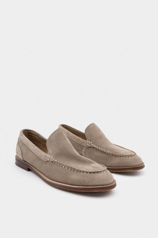 Лоферы из натуральной замши