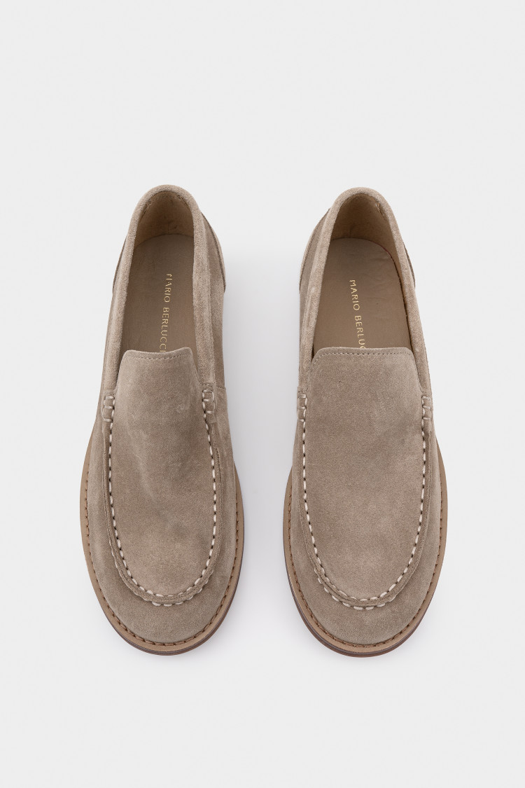 Лоферы из натуральной замши