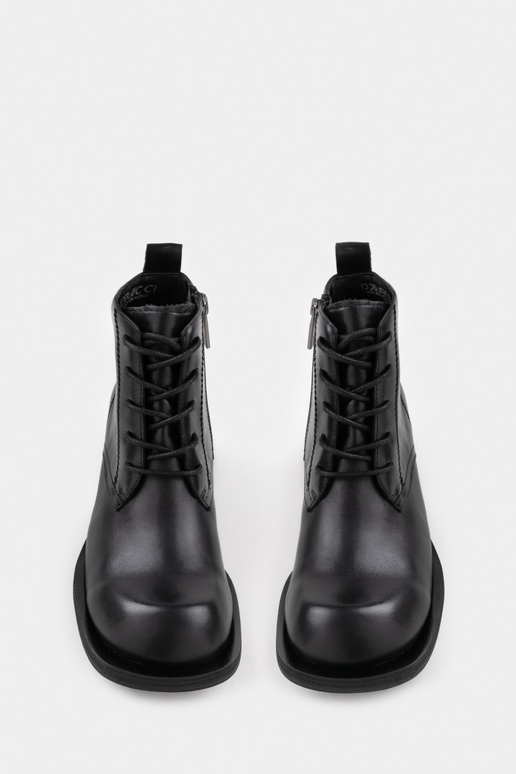 Ботинки из натуральной кожи