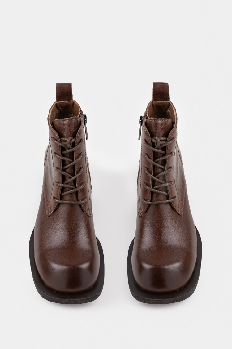 Ботинки из натуральной кожи