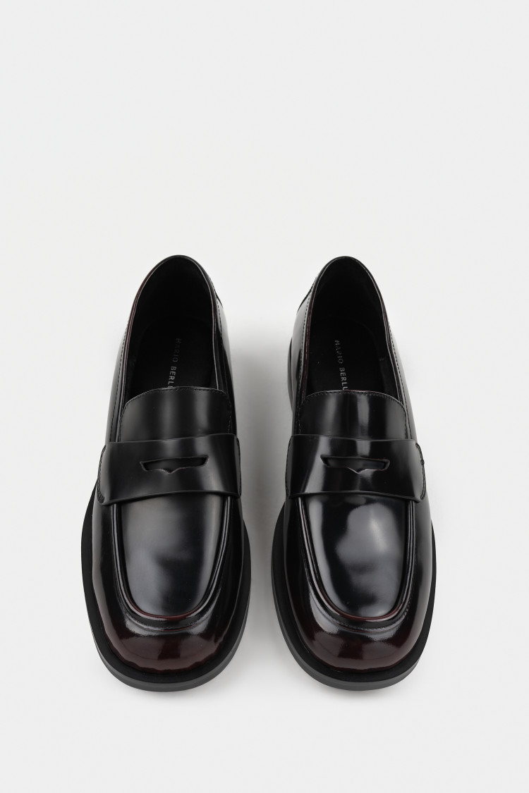 Лоферы из натуральной кожи