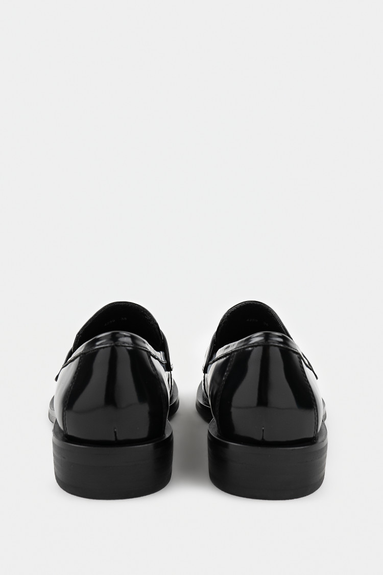 Лоферы из натуральной кожи