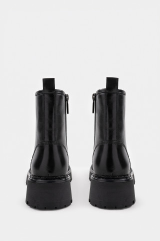 Ботинки из натуральной кожи