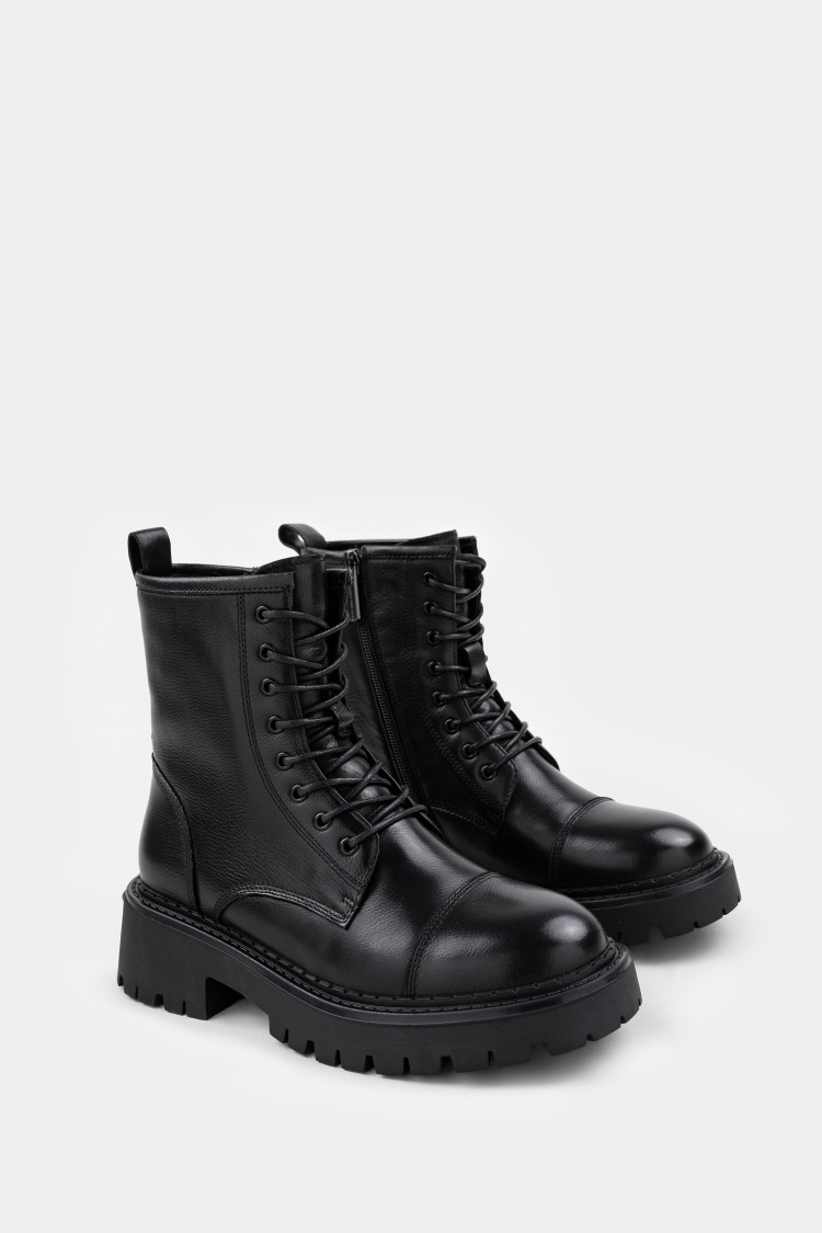 Ботинки из натуральной кожи