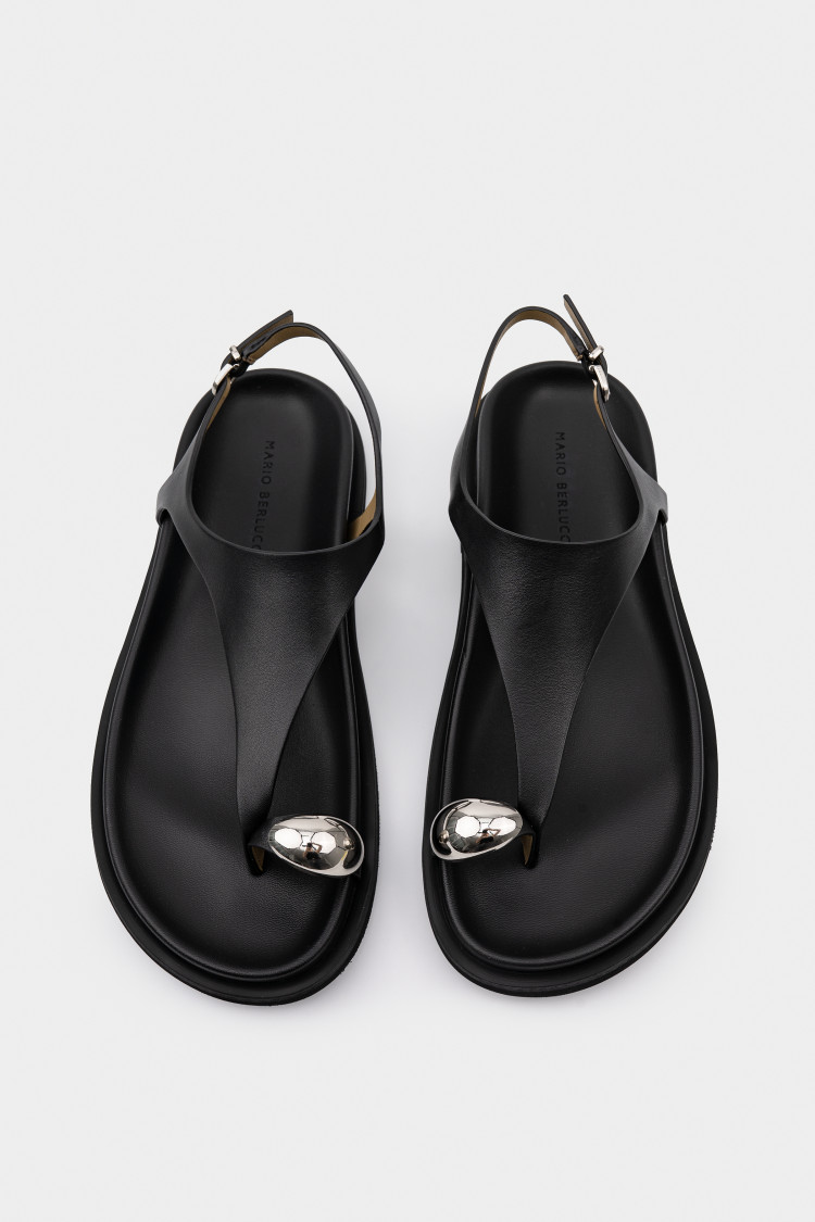 Сандалии из натуральной кожи