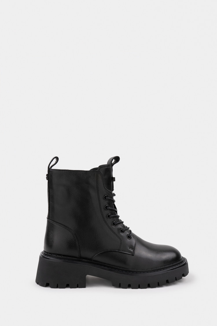 Ботинки из натуральной кожи