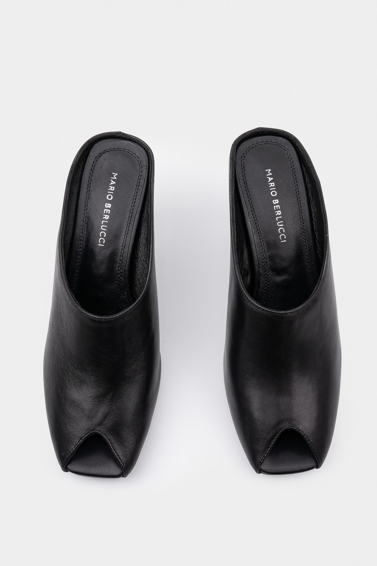 Мюли из натуральной кожи 